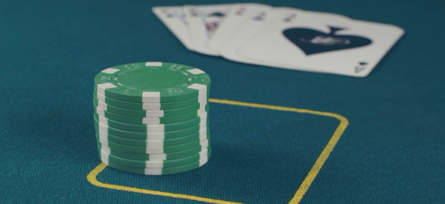 Tips and Strategies for Online Poker Success